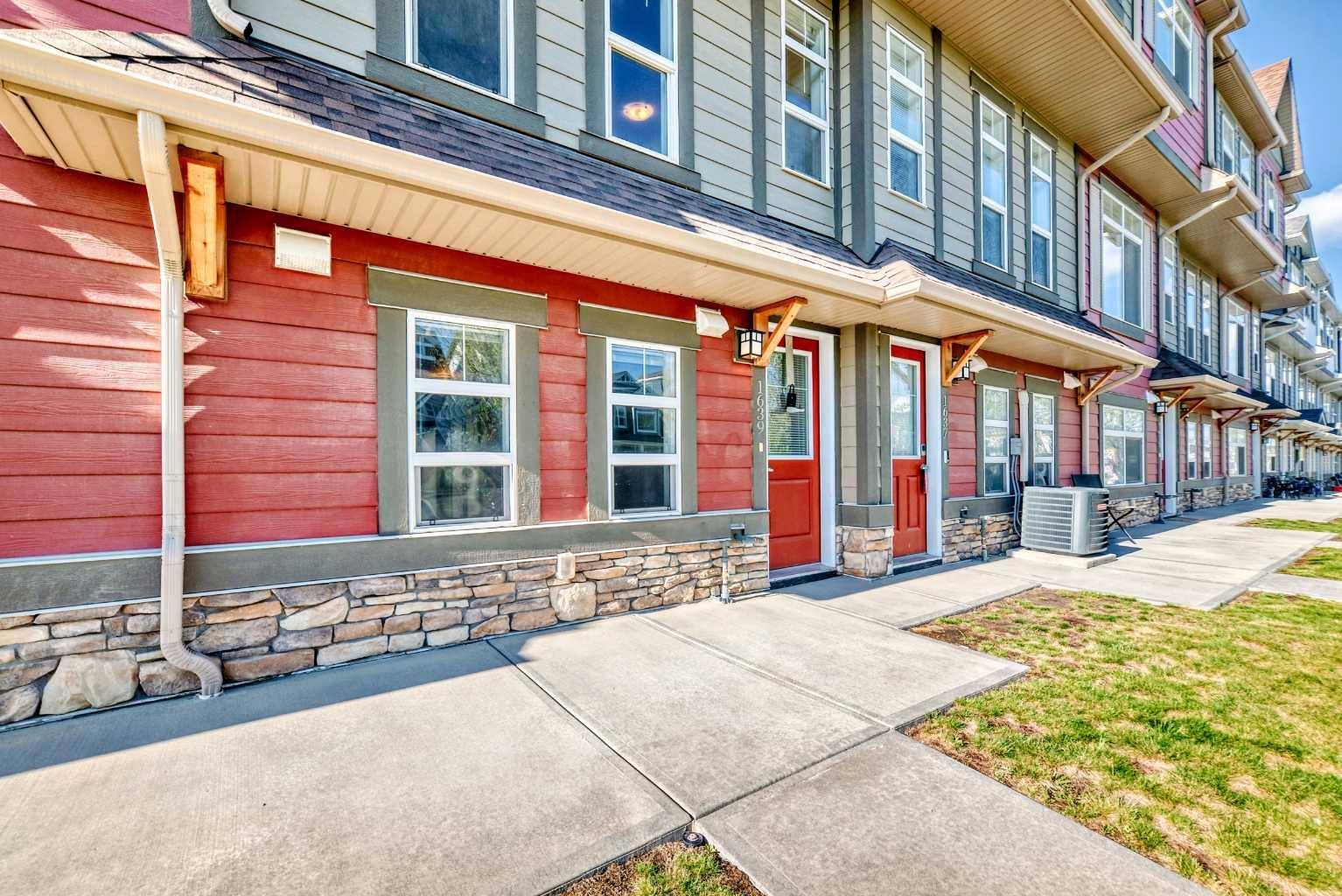 Calgary, AB T2X4B9,1639 Legacy CIR Southeast