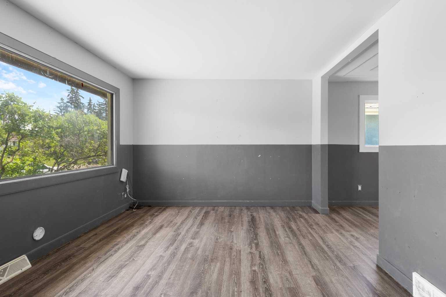 Calgary, AB T2B 1K5,2007 46 ST SE