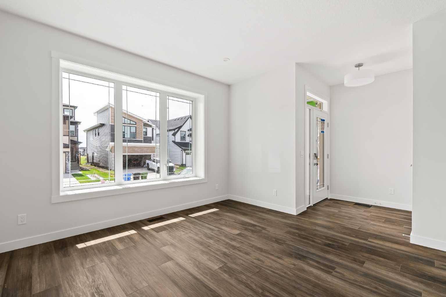 Calgary, AB T3M 3W8,201 Setonstone GN Southeast