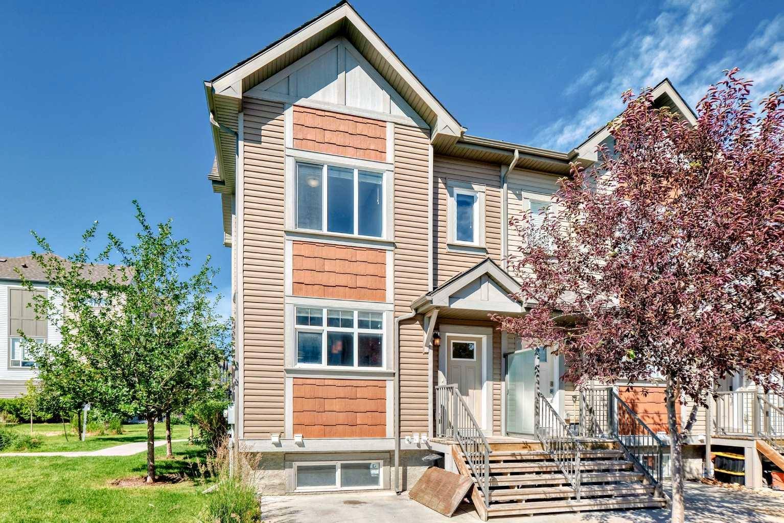203 Copperstone PARK Southeast, Calgary, AB T2Z 5E4