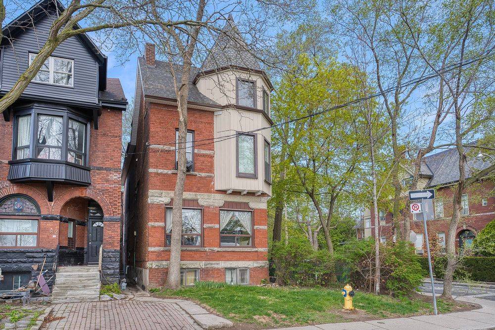 Toronto C01, ON M6H 1G6,43 Dewson ST