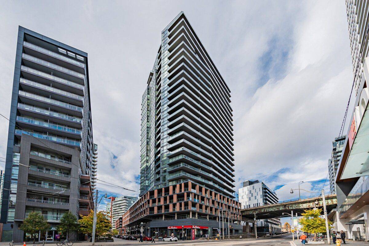 20 Bruyeres Mews #2308, Toronto C01, ON M5V 0G8