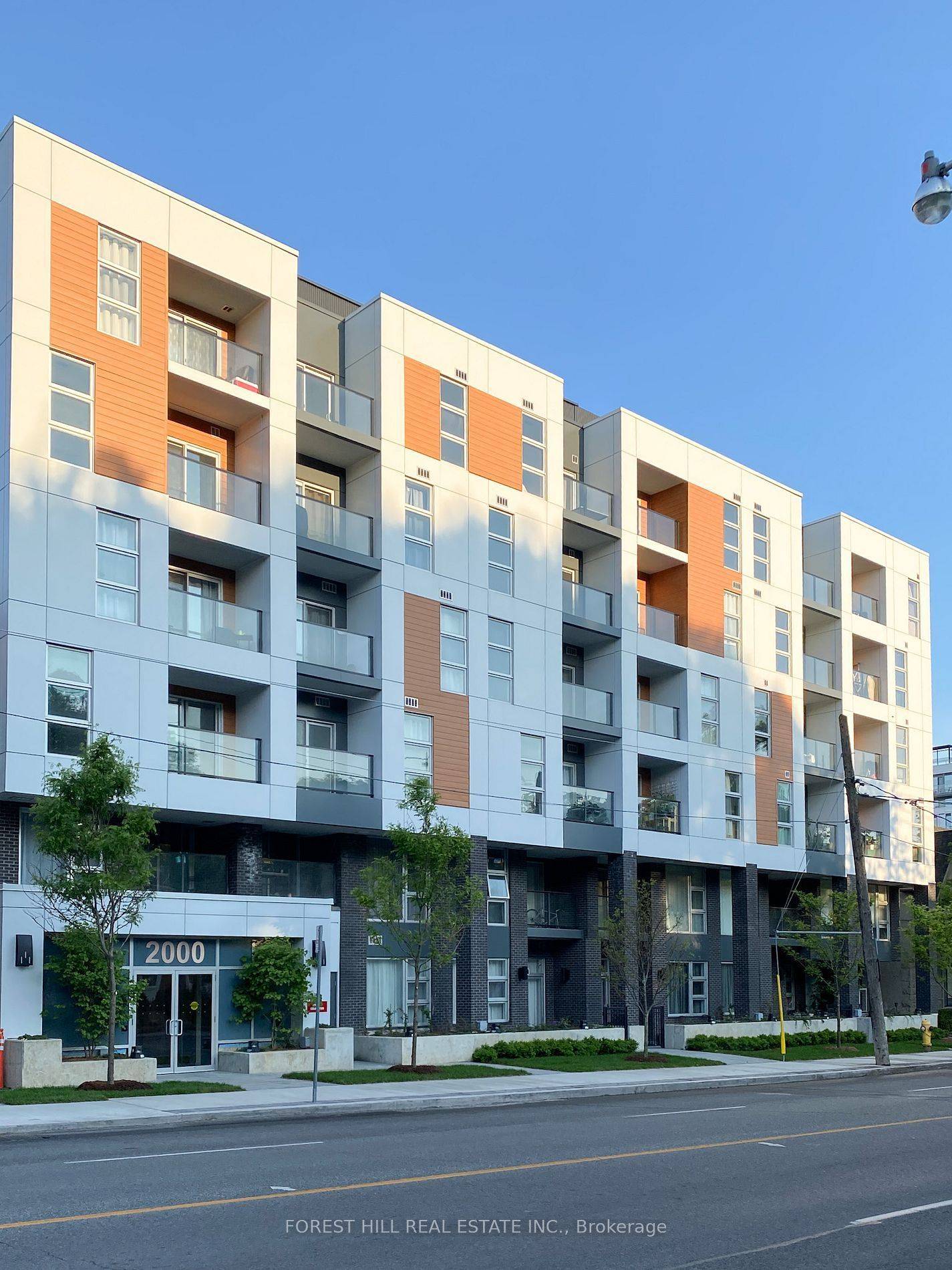 2000 Bathurst ST #605, Toronto C03, ON M5P 0A7