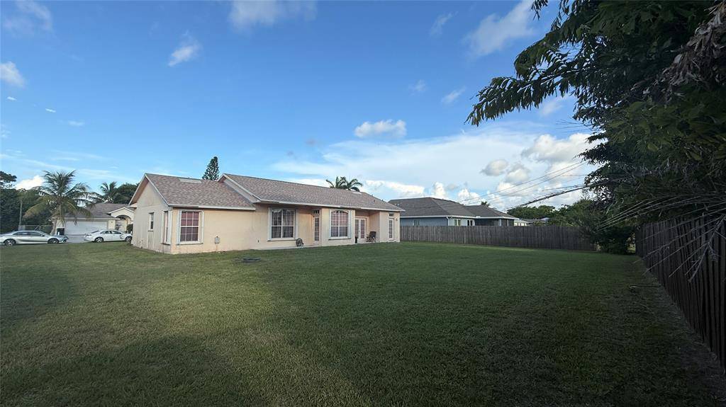 Port St Lucie, FL 34952,1618 SE Ridgewood St