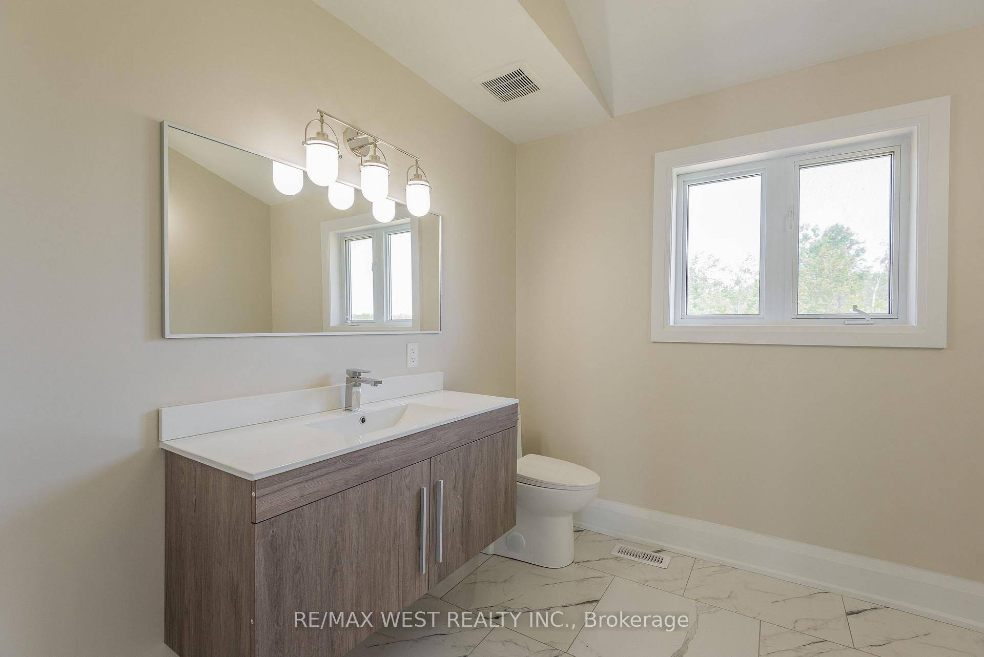 Kawartha Lakes, ON L0K 1A0,29215 SIMCOE ST