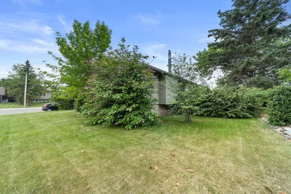 Carstairs, AB T0M 0N0,681 12 AVE