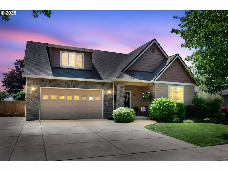 951 S ST, Springfield, OR 97477