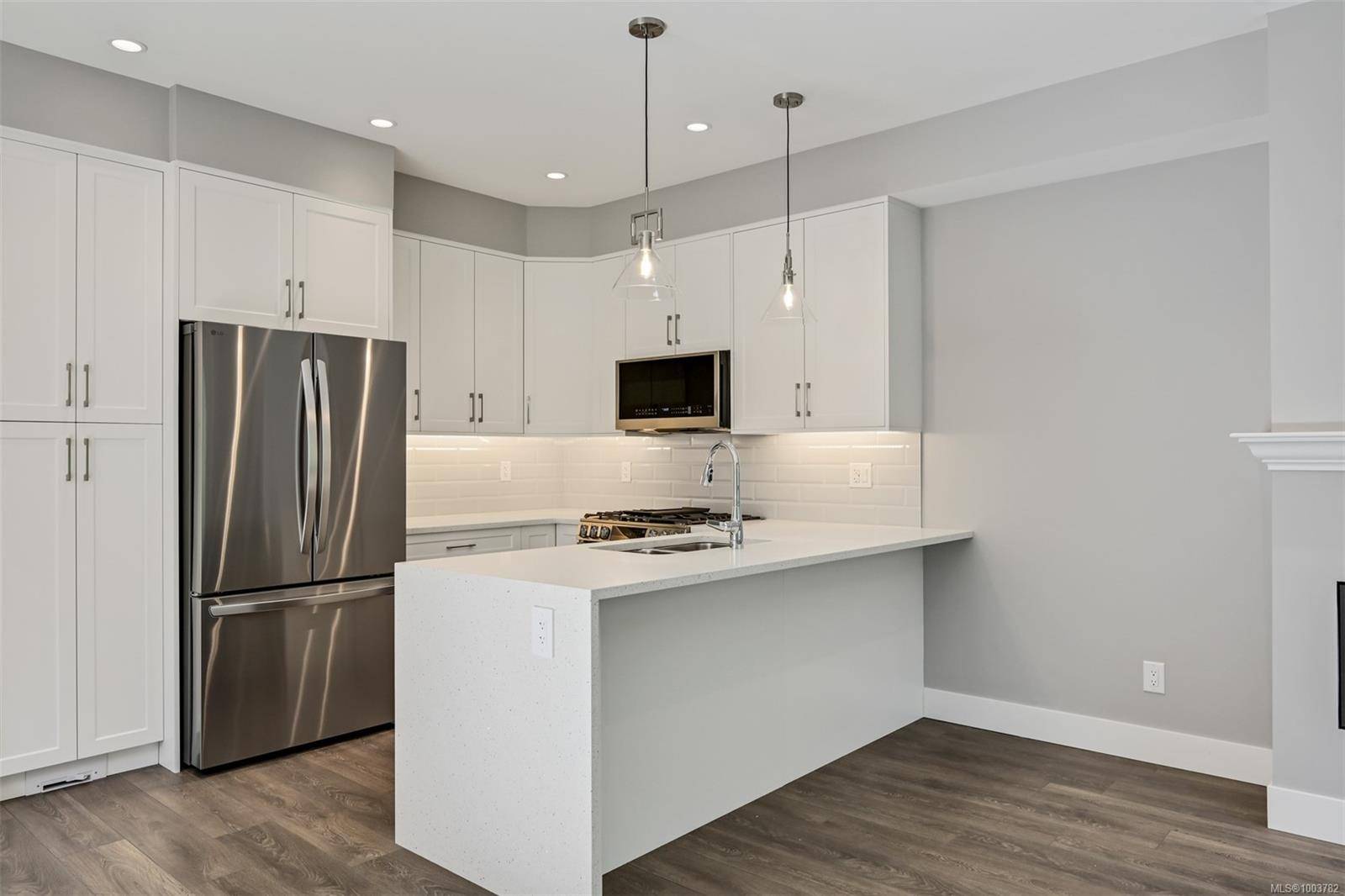 Langford, BC V9B 0X3,232 Lone Oak Pl