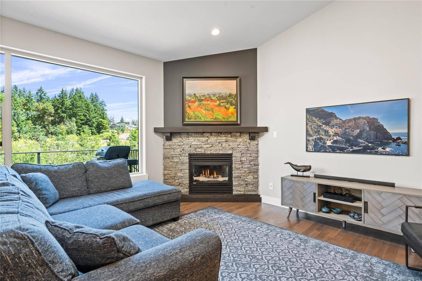 Nanaimo, BC V9T 0G6,5836 Linyard Rd