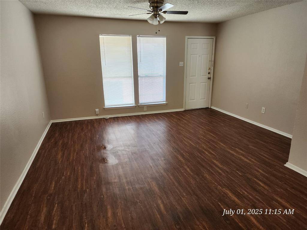Burleson, TX 76028,429 SW Thomas Street SW #C