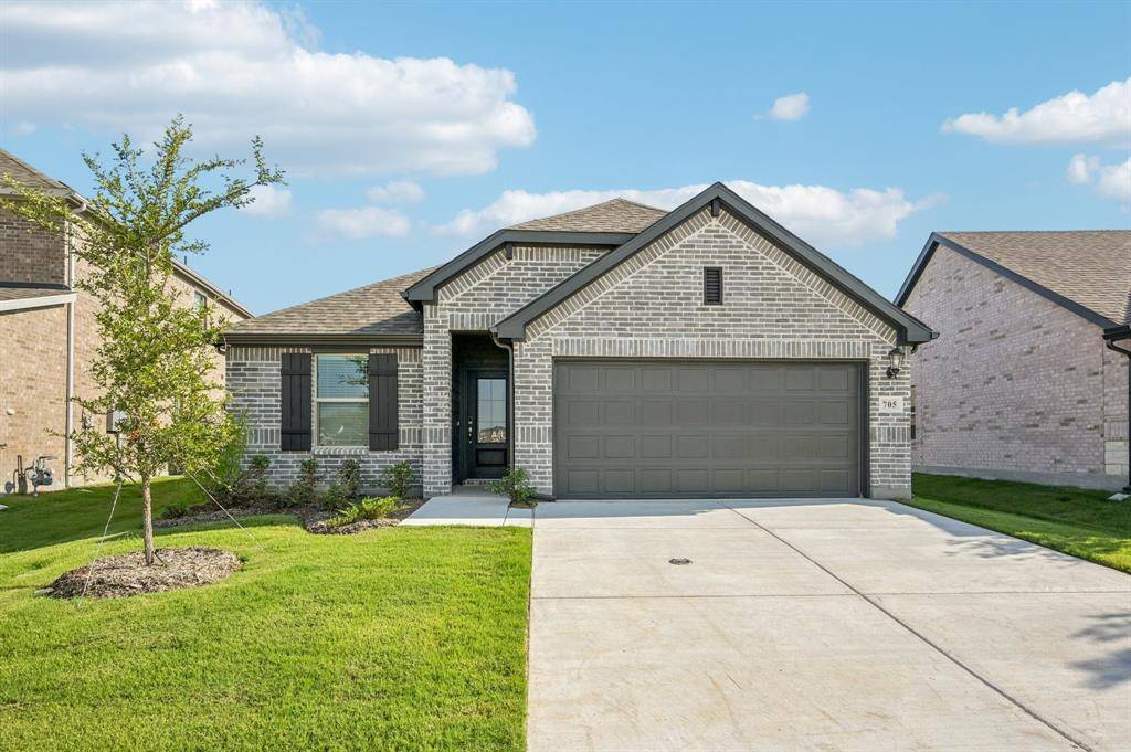 705 Whispering Winds Trail, Princeton, TX 75071