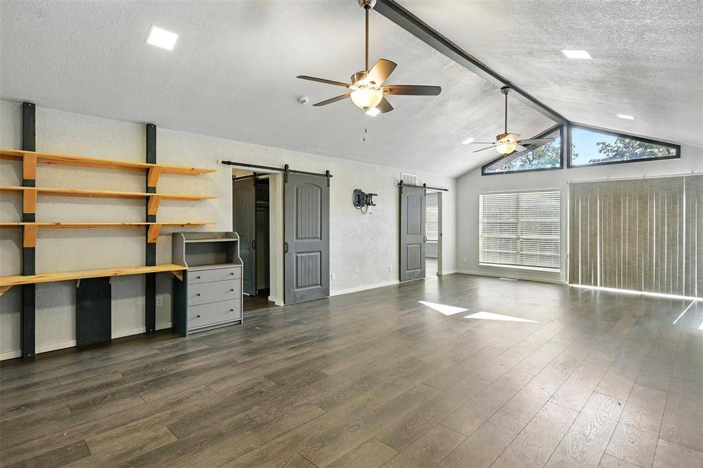 Runaway Bay, TX 76426,507 Longo Court
