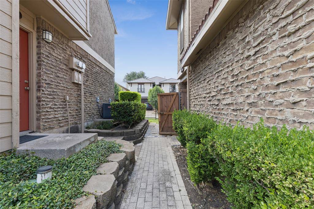 Dallas, TX 75206,5200 Martel Avenue #36A