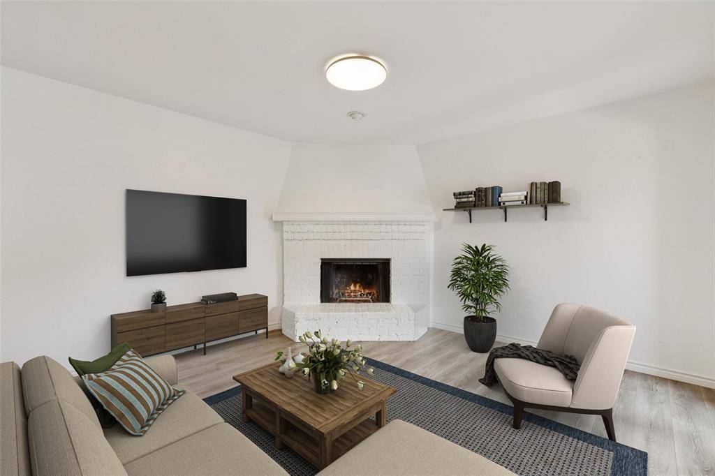 Dallas, TX 75206,5200 Martel Avenue #36A