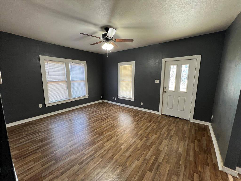 Denison, TX 75020,509 W Sears Street