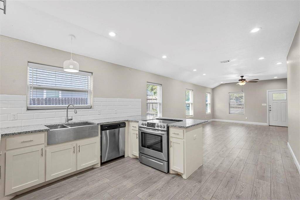 Denison, TX 75020,902 Rice Street
