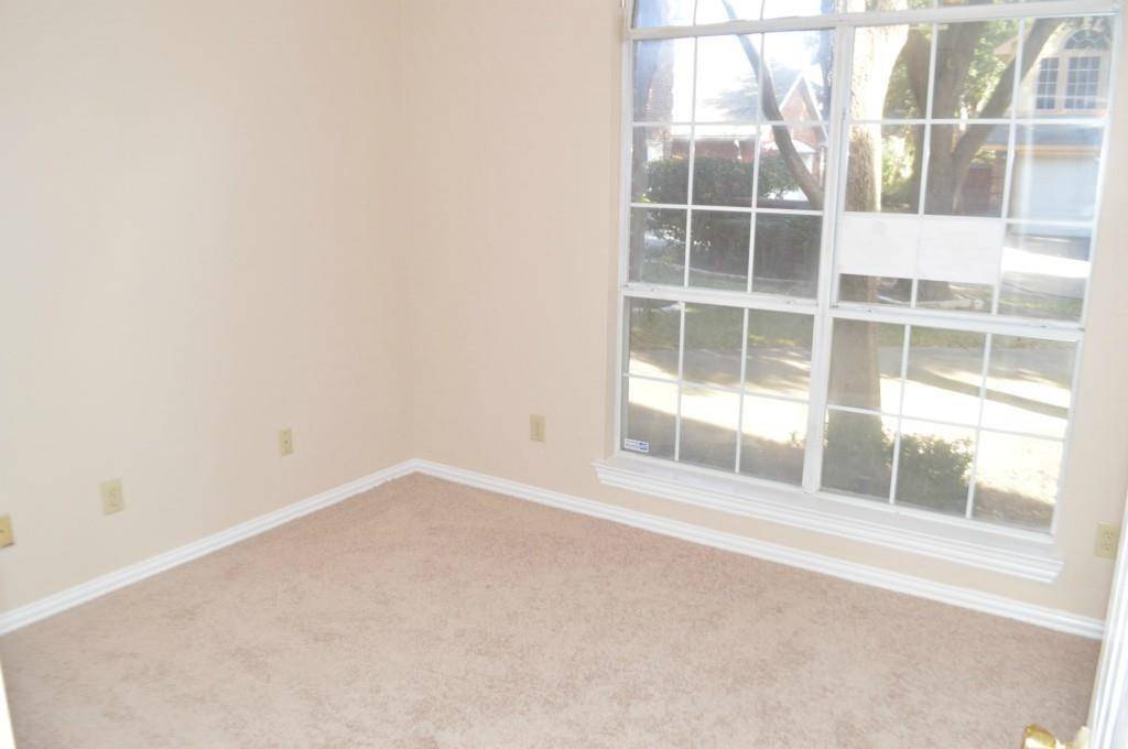 Irving, TX 75063,700 Fallen Leaf Court
