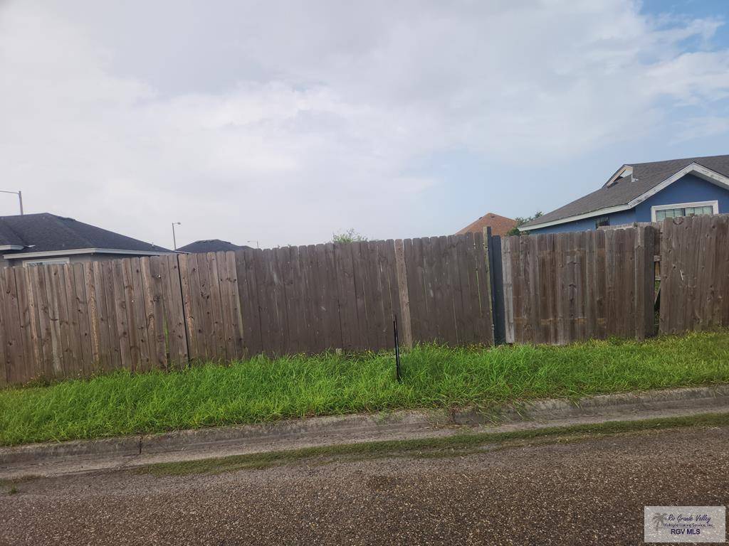 6049 LYNX DR., Brownsville, TX 78521