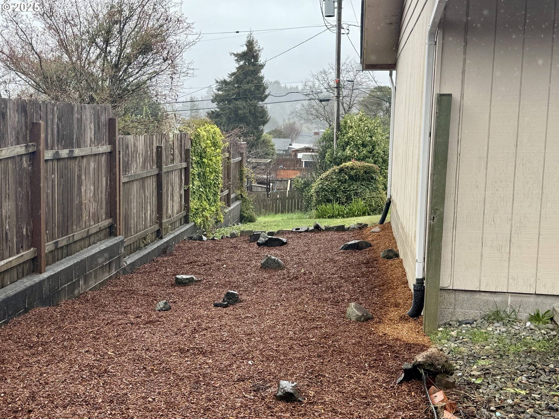 North Bend, OR 97459,2390 MADRONA ST