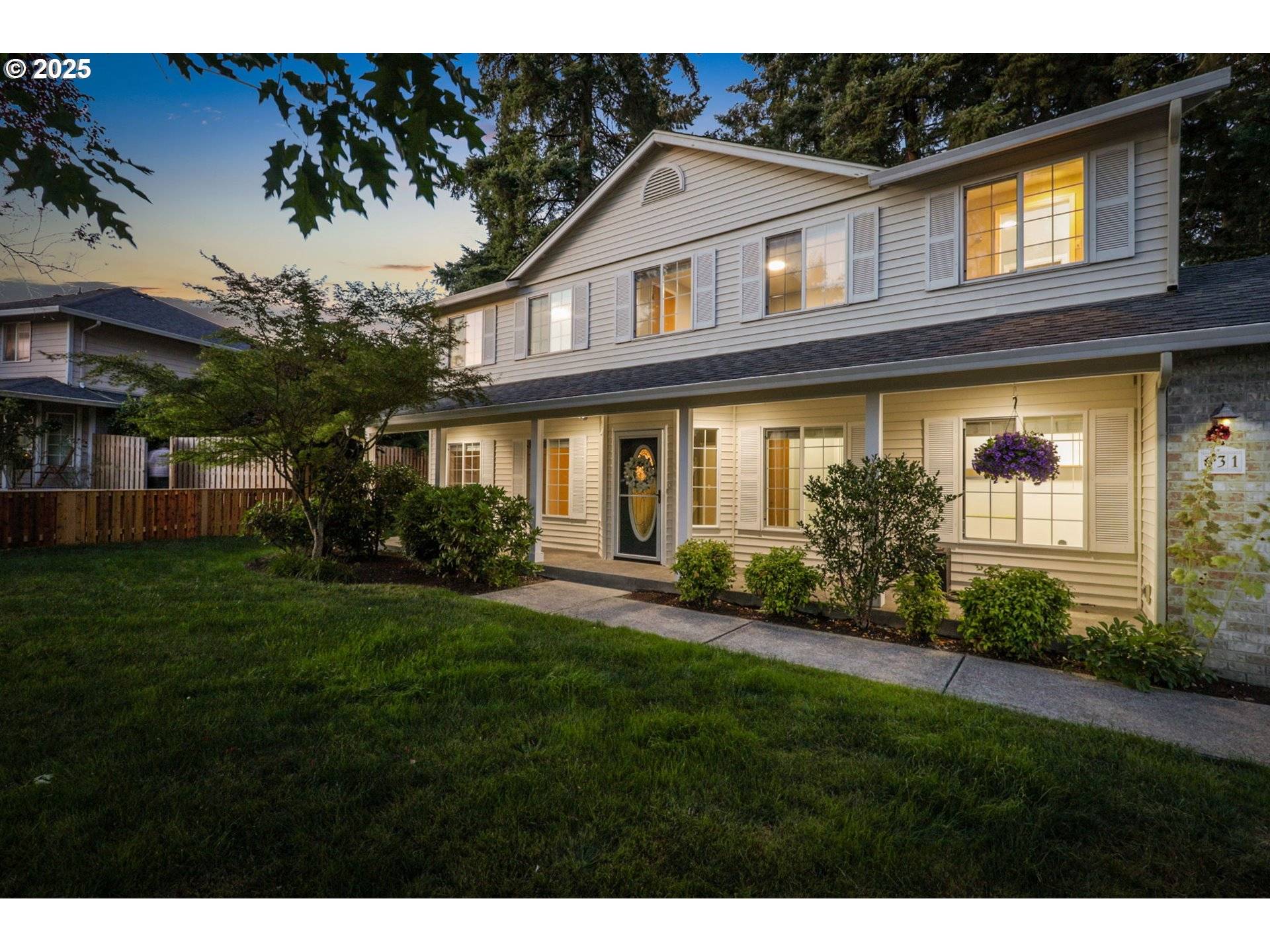 La Center, WA 98629,631 E STONECREEK DR