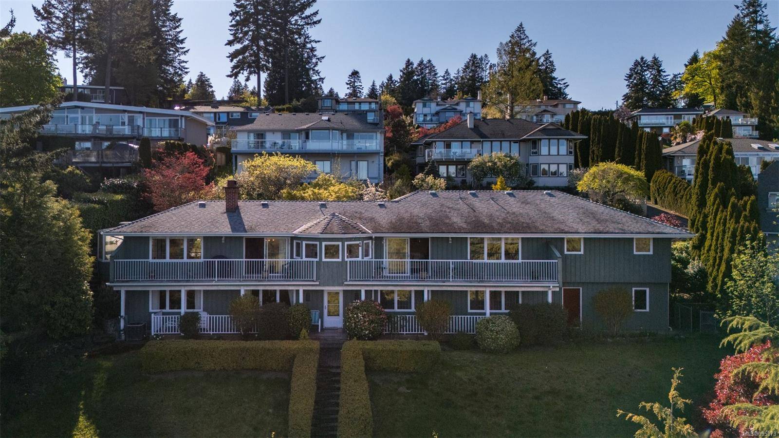 Saanich, BC V8Y 2C5,5193 Polson Terr