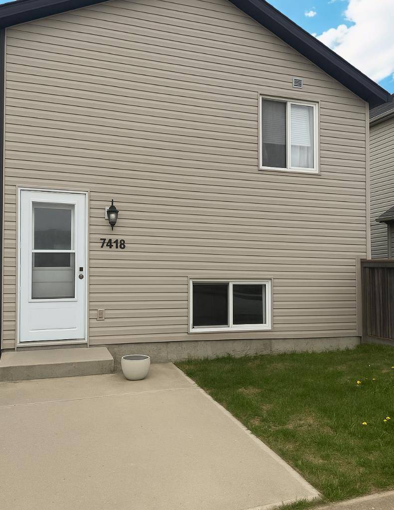 7418 115 A ST #A, Grande Prairie, AB T8W0J3