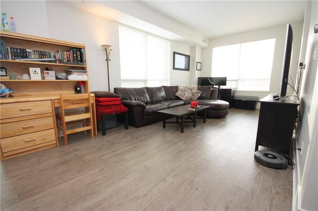 Calgary, AB T2E 7K9,38 9 ST NE #304