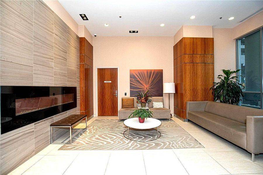 Toronto E09, ON M1P 0A9,50 Town Centre CT #2303