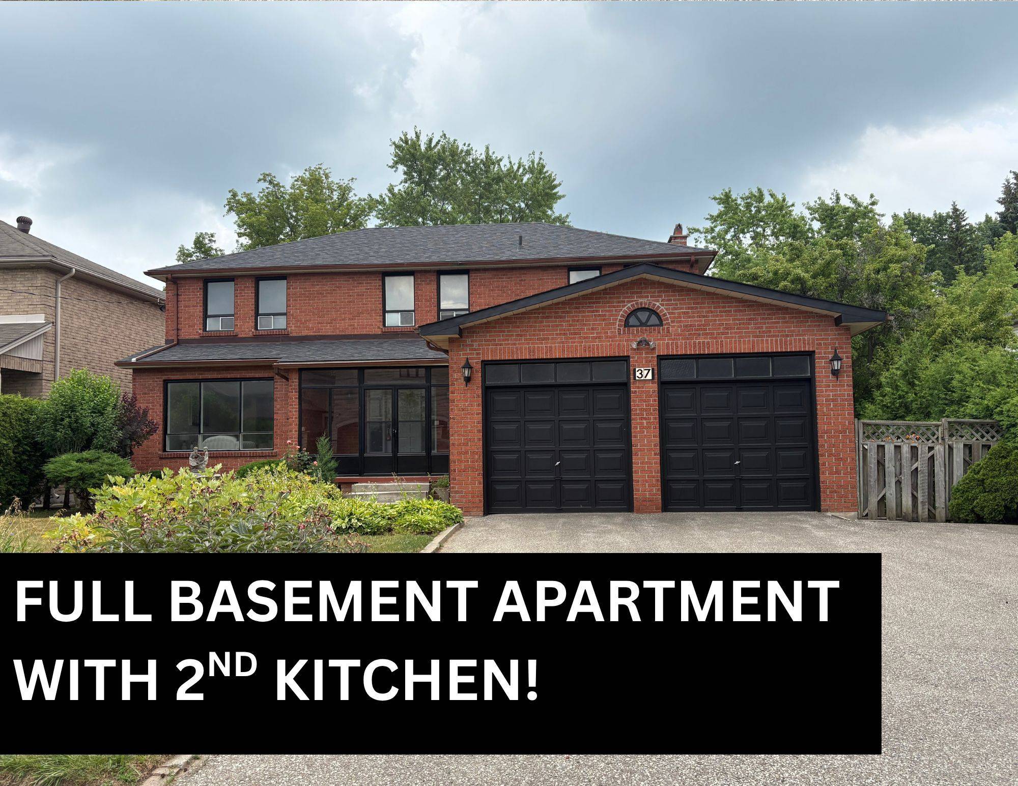 37 Mackay DR, Richmond Hill, ON L4C 6N9