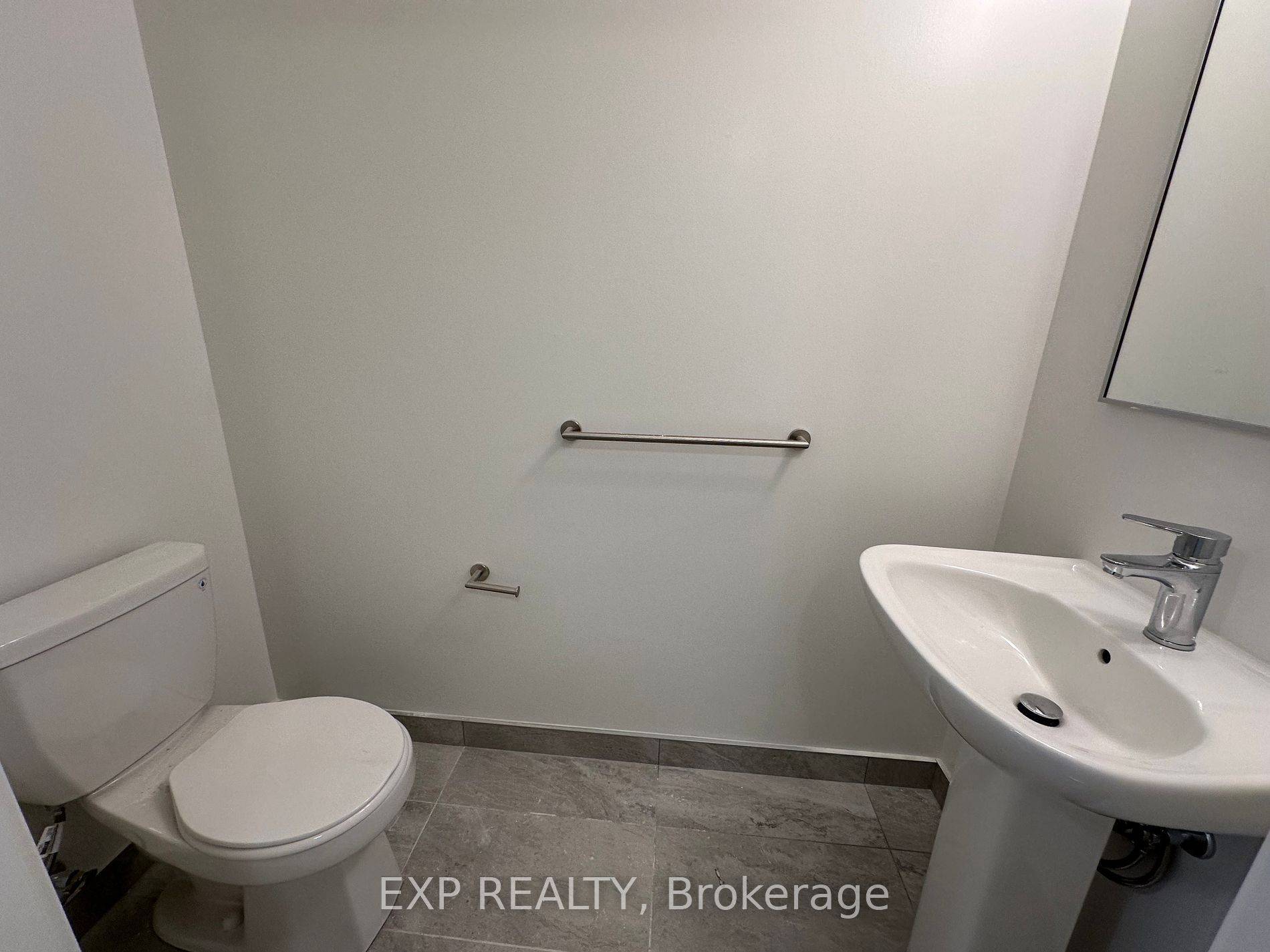 Markham, ON L6G 1B3,38 Simcoe Promenade #618