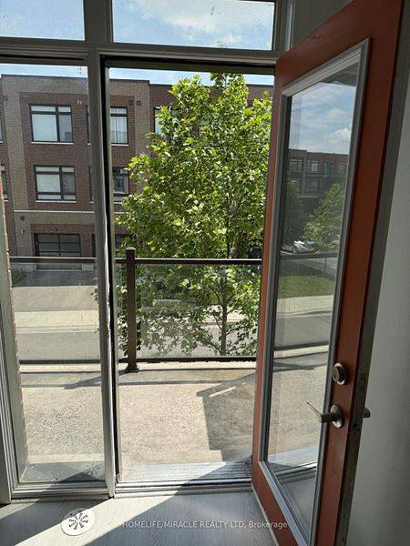 Vaughan, ON L4L 0M2,6 Tauton ST