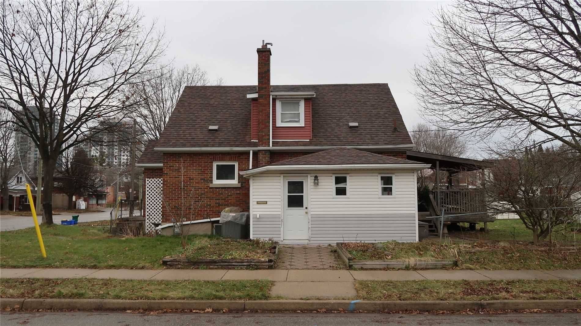 167 Erb ST W, Kitchener, ON N2L 1V2