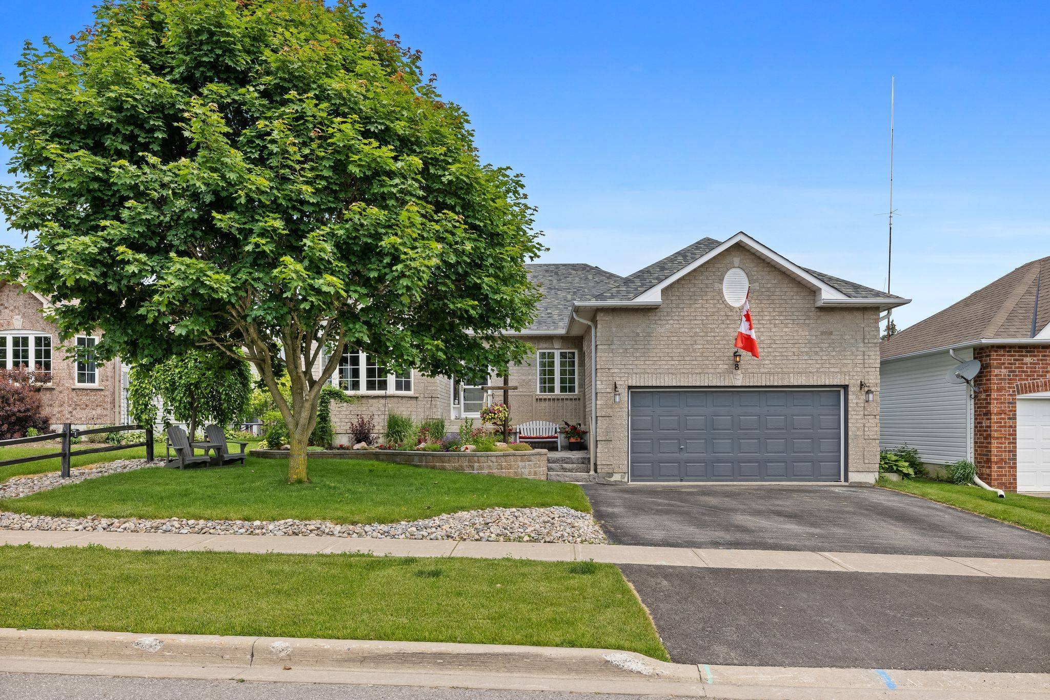 Cavan Monaghan, ON L0A 1G0,8 Brookside ST