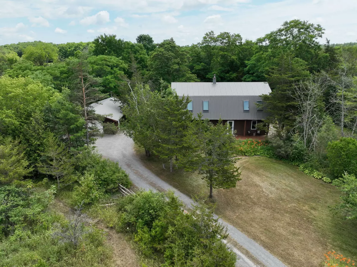 Stone Mills, ON K7K 1B1,255 Main ST