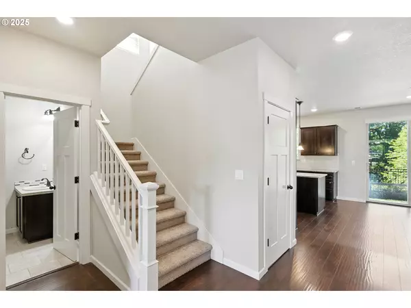 Wilsonville, OR 97070,8702 SW VALE CT