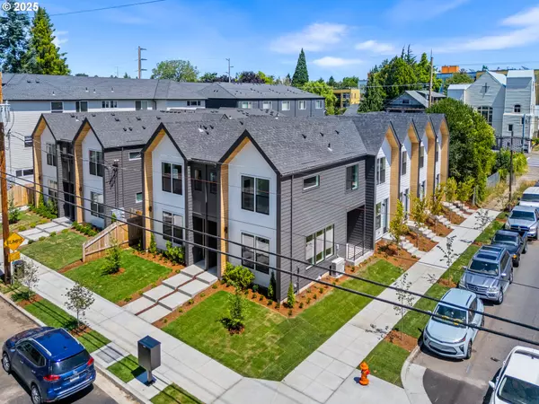 251 N Skidmore ST #6, Portland, OR 97217