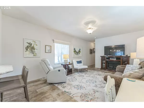 Woodburn, OR 97071,1999 JANSEN WAY #29