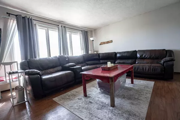 Grimshaw, AB T0H1W0,5008 50 Ave