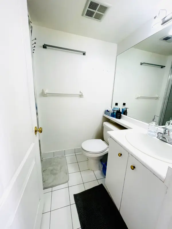 1 Greystone Walk DR #1586, Toronto E04, ON M1K 5J3