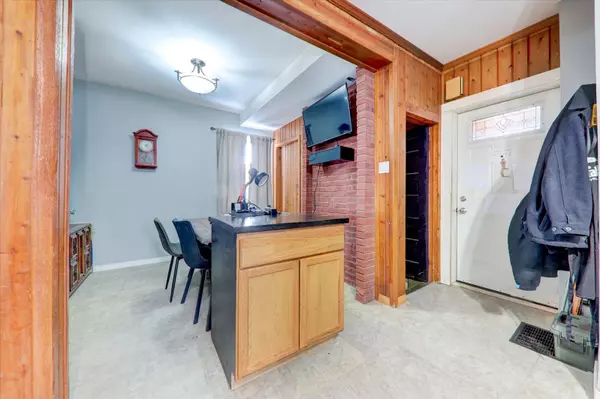 304 West Scugog LN, Clarington, ON L1C 3K2