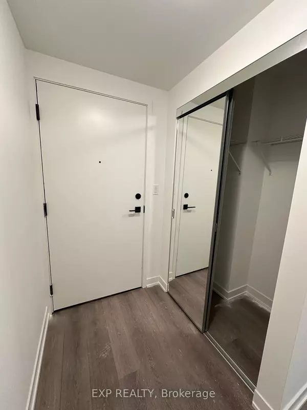 Markham, ON L6G 1B3,38 Simcoe Promenade #618