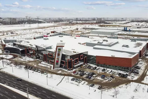 Vaughan, ON L4K 1Z8,7250 Keele ST #146