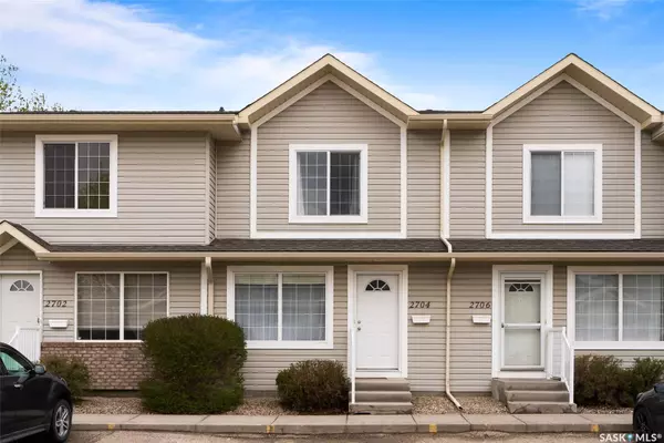 2704 Cranbourn CRESCENT, Regina, SK S4V 3C1