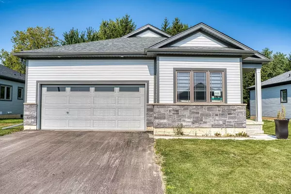 166 ELLEN ST, North Perth, ON N0G 1B0