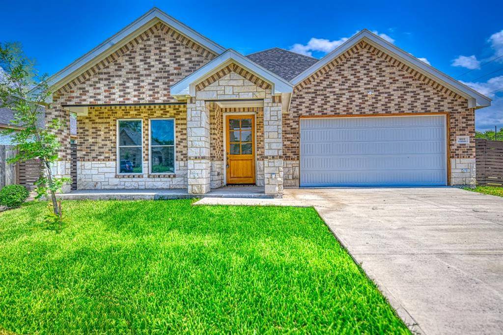 Terrell, TX 75160,809 S Adelaide Street