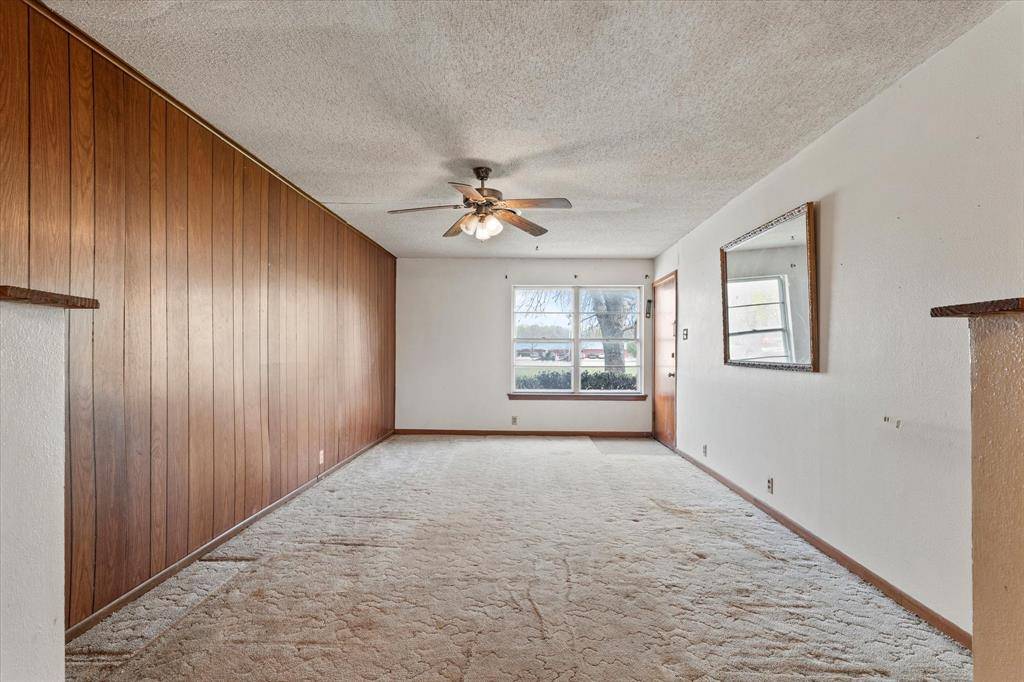 Gainesville, TX 76240,3325 N Grand Avenue