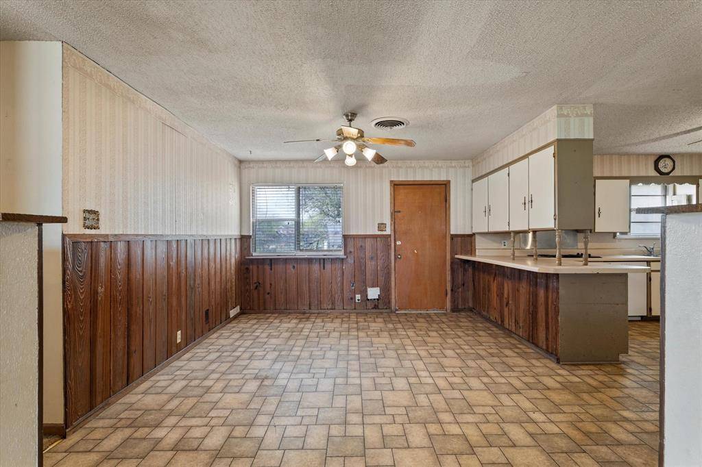 Gainesville, TX 76240,3325 N Grand Avenue