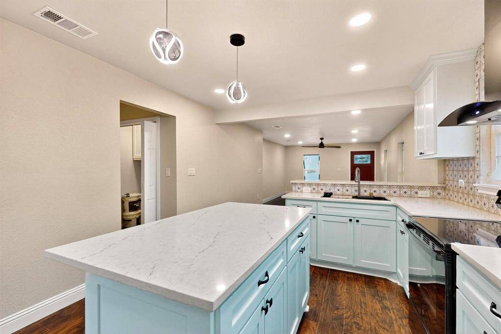 Fort Worth, TX 76106,2217 36th Street