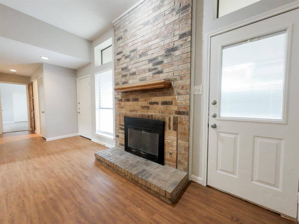Mesquite, TX 75150,820 Via Madonna