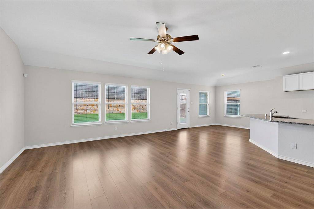 Fate, TX 75087,222 Red Oak Drive